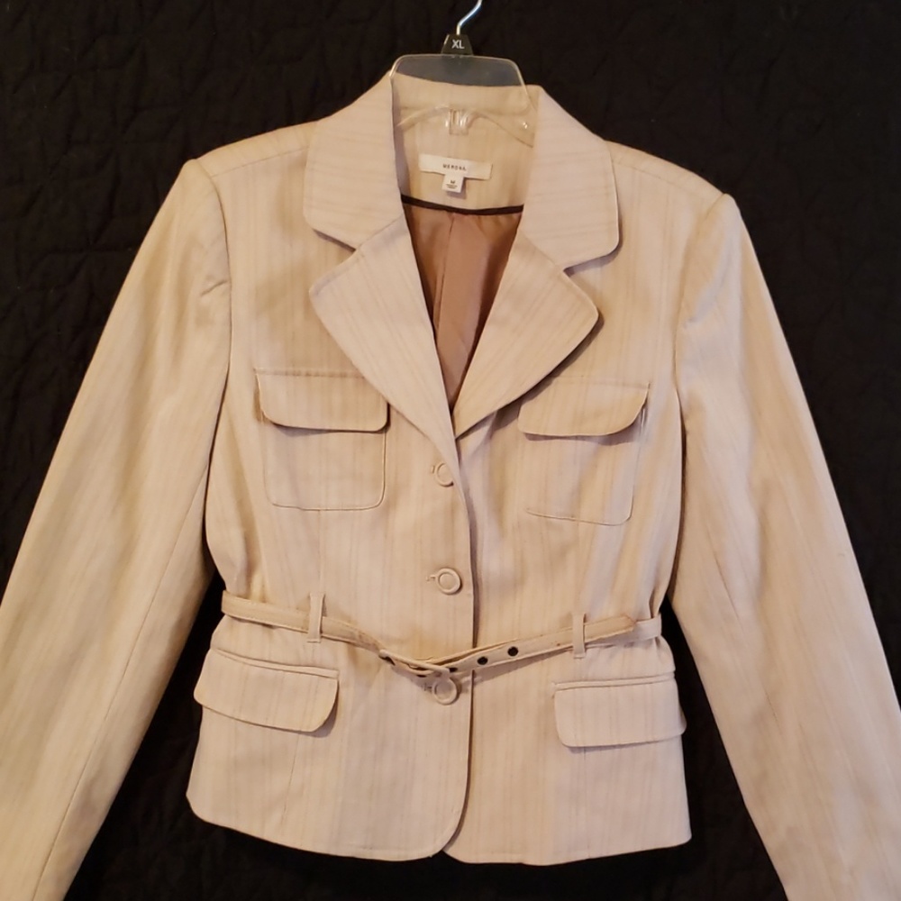 WOMEN'S JACKET
